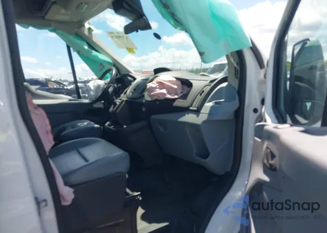 2019 Ford Transit-250 из США, поврежденный, VIN 1FTYR2CM4KKB64216